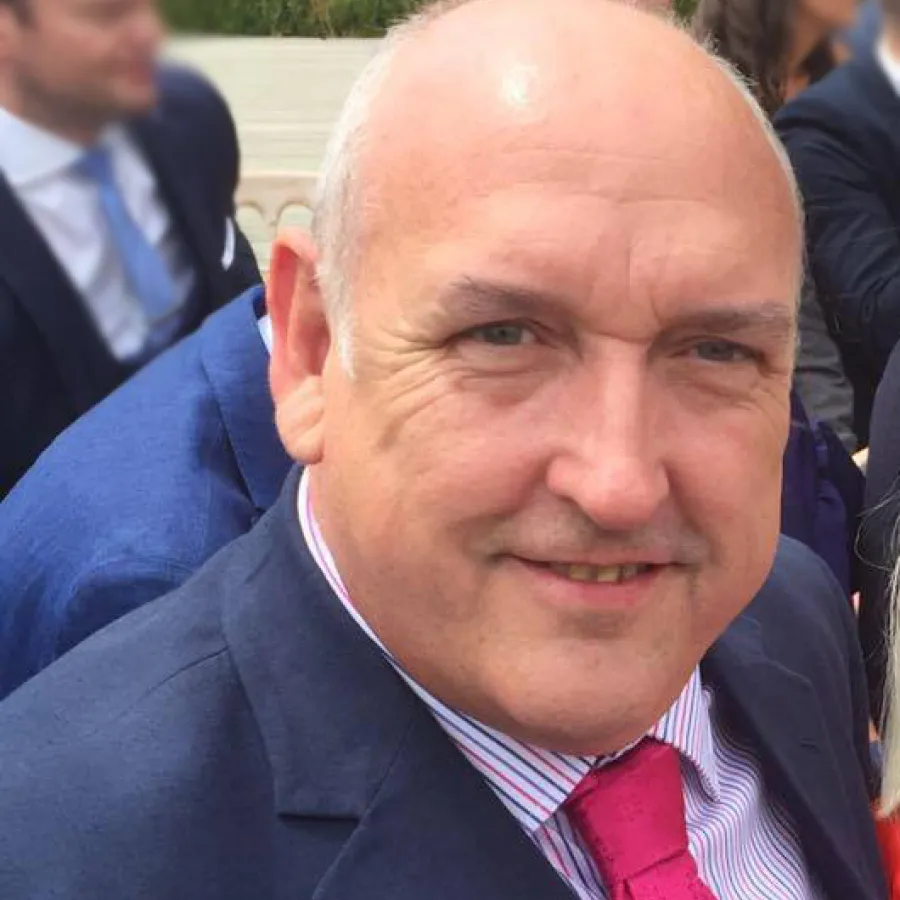 Dan Burgess